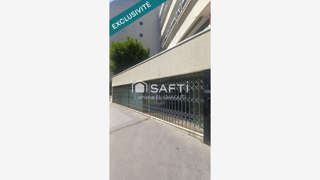 Murs libres beaux volumes 75018 Grandes Carrières