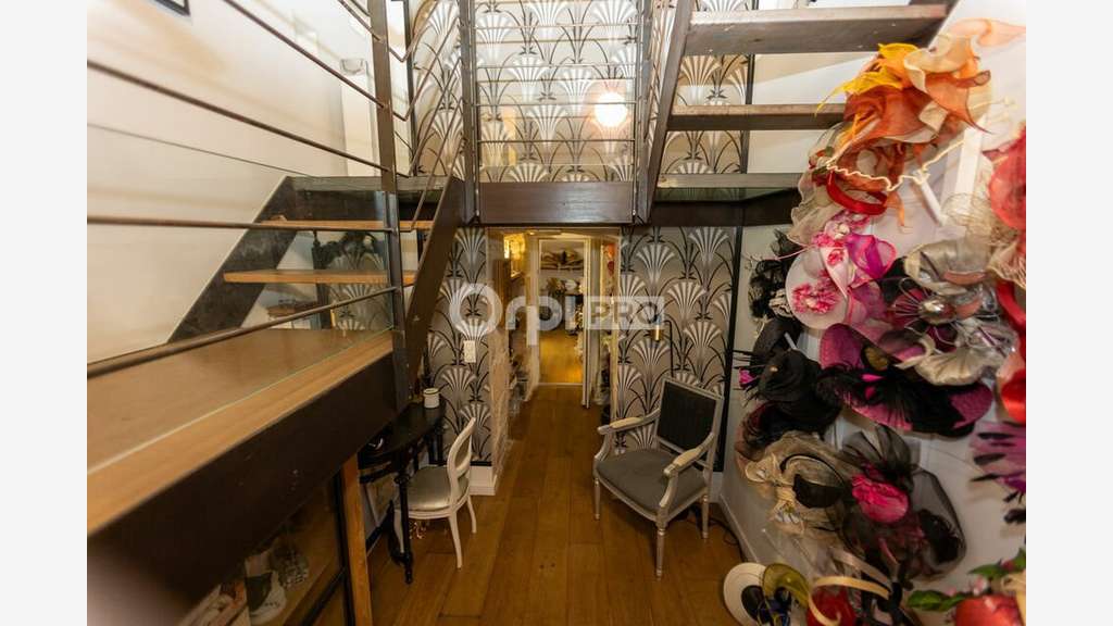 Murs 61m² à vendre à Paris Saint Germain des prés