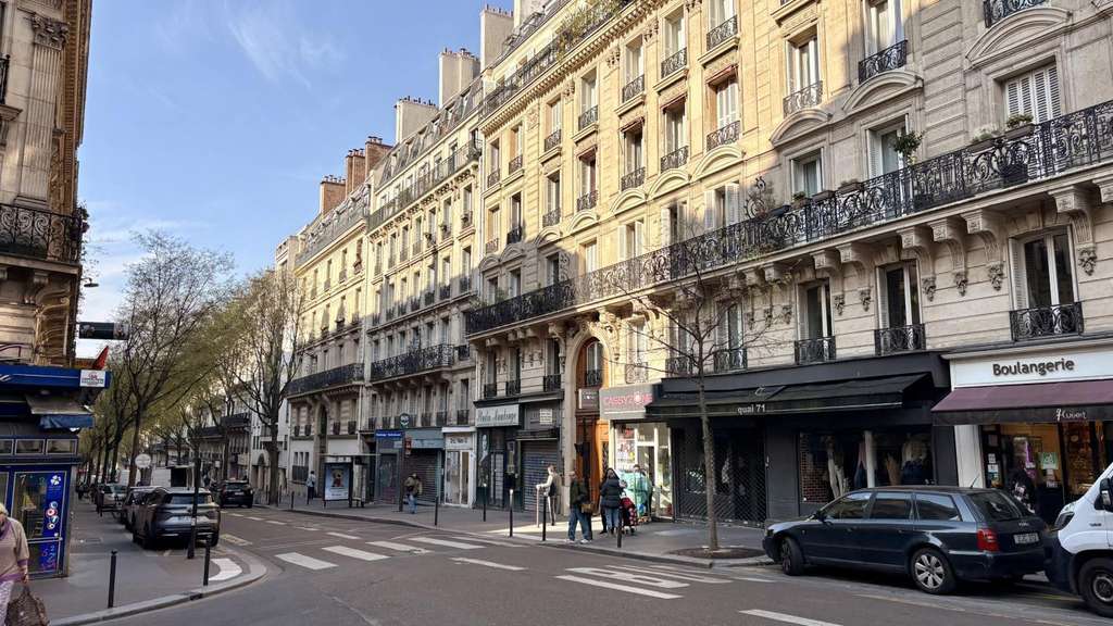 AV local commercial 40m² Paris 09 quartier animé