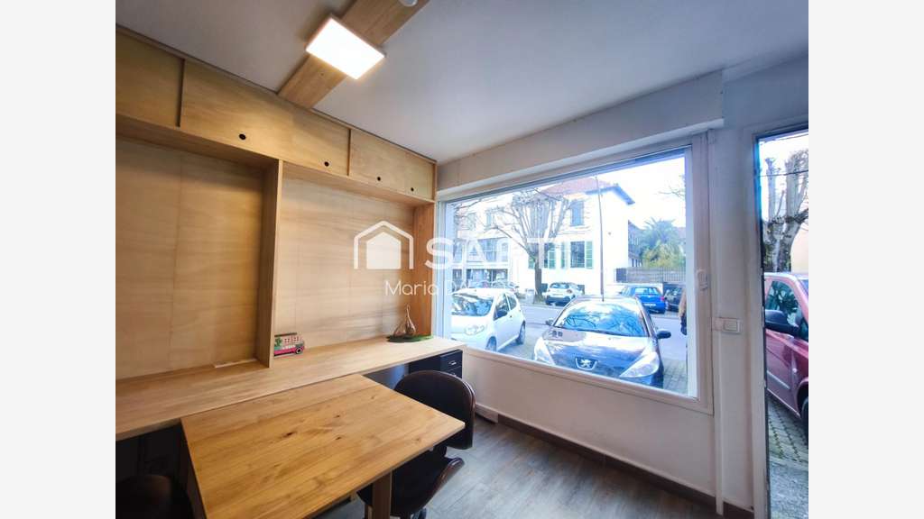 Vente local commercial 12,45m² Pau bld fréquenté