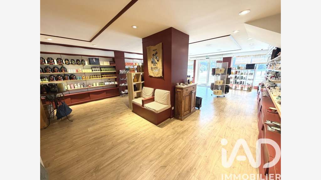 Vente local commercial de 253m² à Pau face Halles