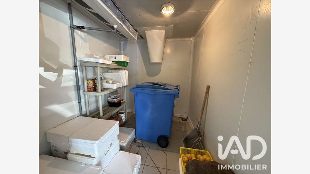 Local commercial à Pechbonnieu