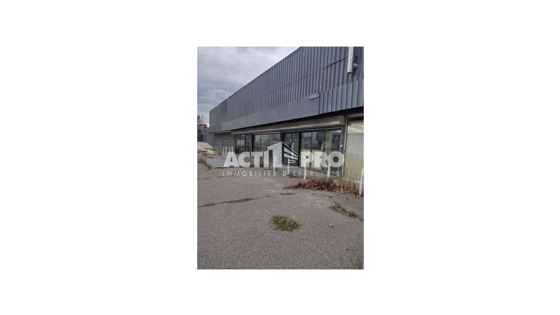 Vente bâtiment commercial superbe empl à Perpignan