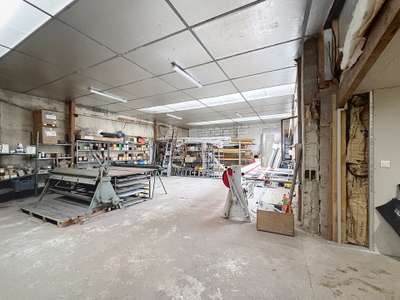 Vente local professionnel 150m² à Petit-Couronne