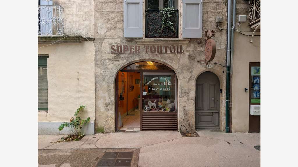 Local Commercial à Pézenas