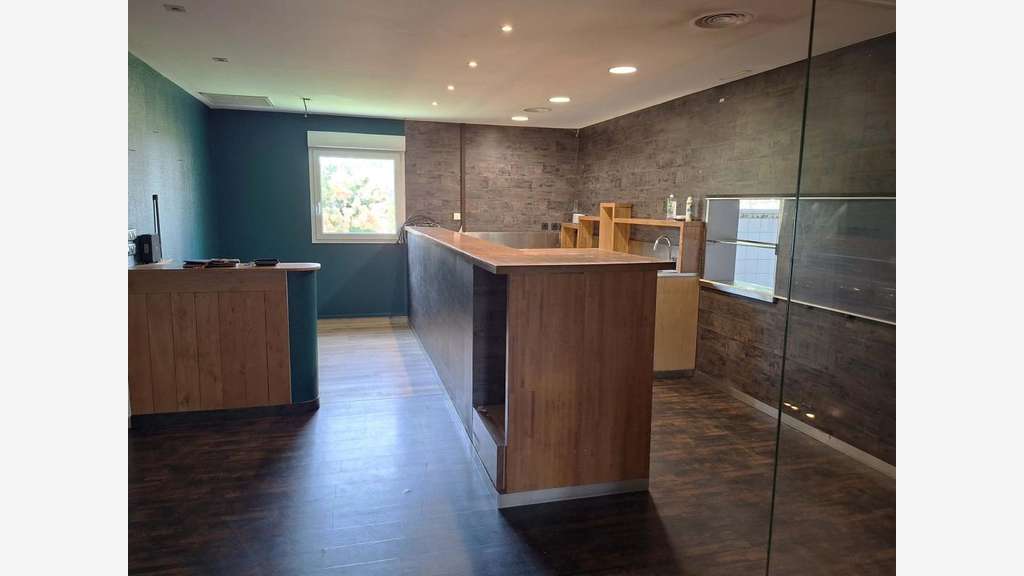 Vente immeuble commercial 200m² à Pfastatt