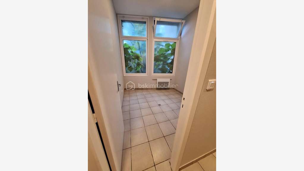 AV local commercial 145m² refait à neuf Pithiviers