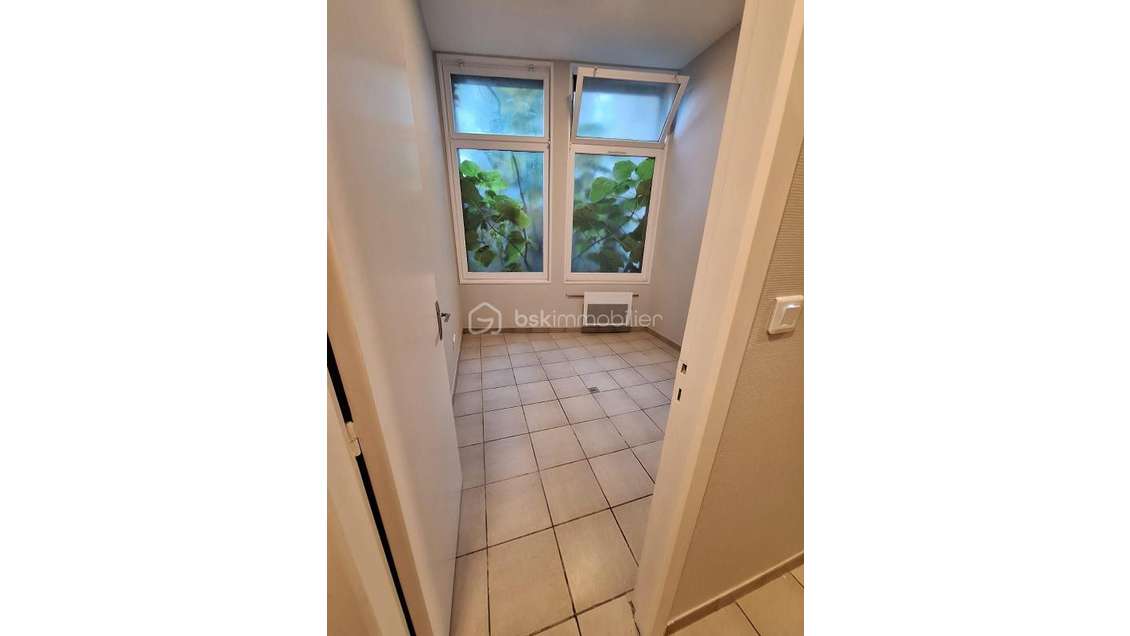 AV local commercial 145m² refait à neuf Pithiviers