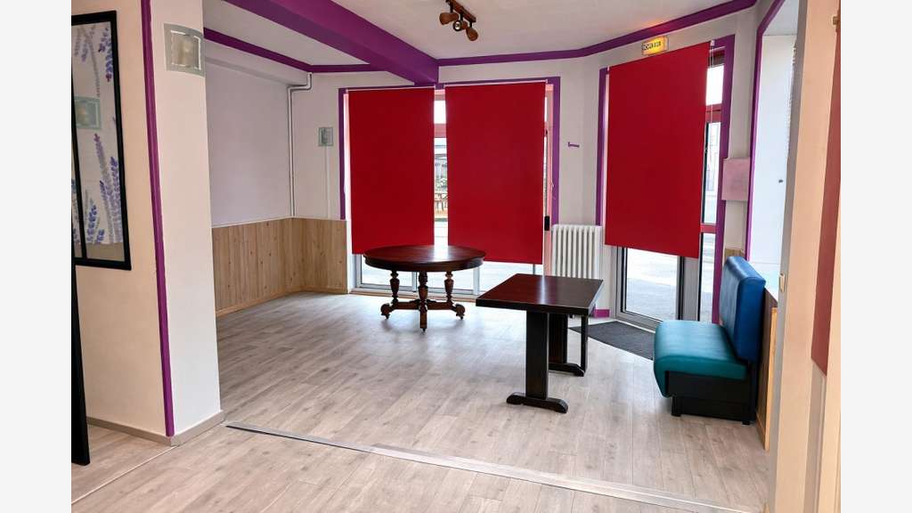 Vente local commercial de 127m² à Plomodiern