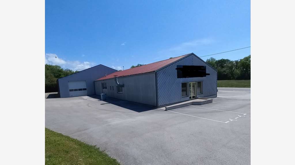 Vente bâtiment de 570m² à Poligny RD accès N5