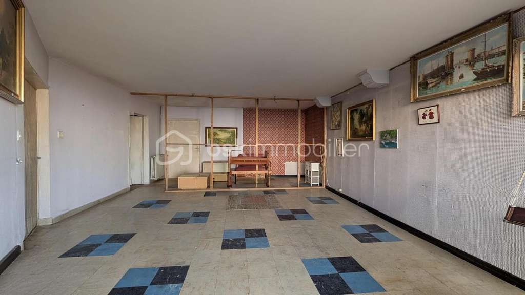 AV local commercial  62m² à Pont-l'Abbé-d'Arnoult