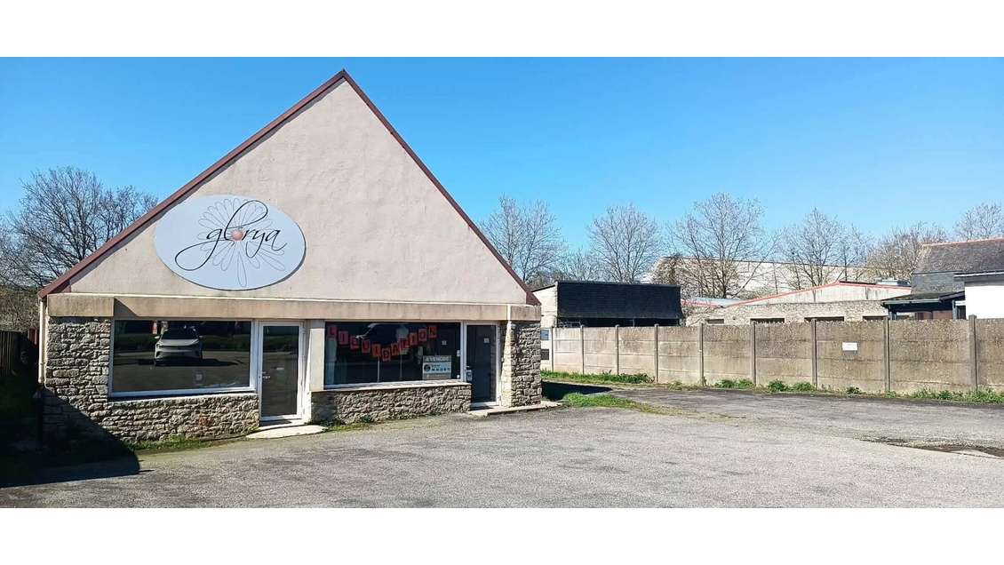 AV local commercial 300m² Pontivy empl stratégique