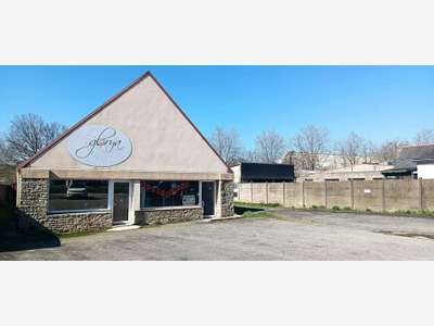 AV local 300m² empl strat zone commerciale Pontivy