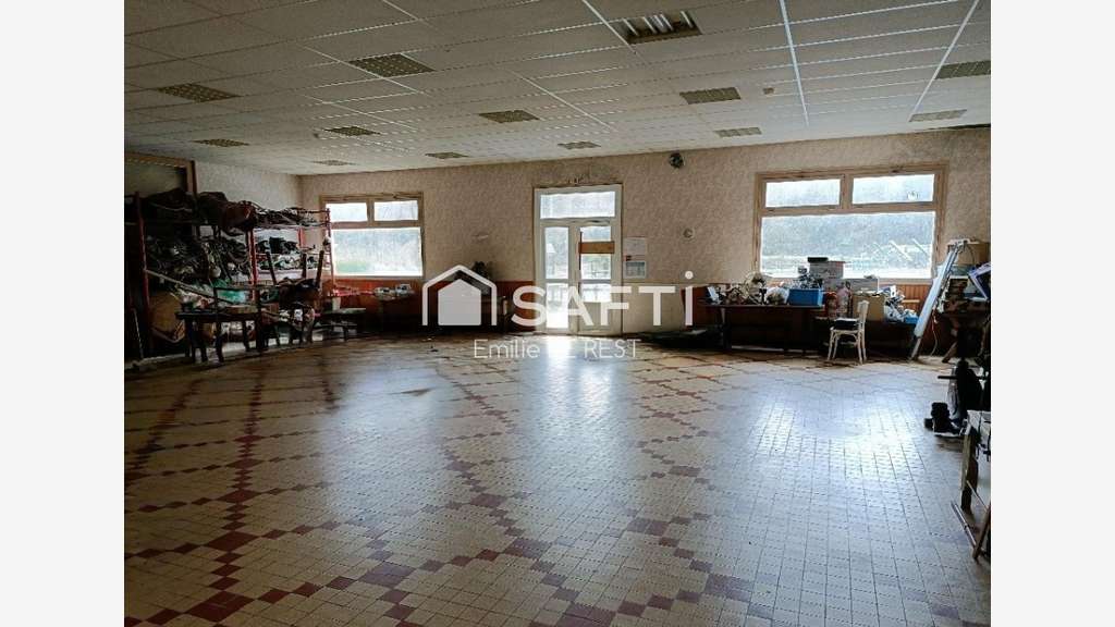 Vente local commercial 600m² au bord de l’Aulne