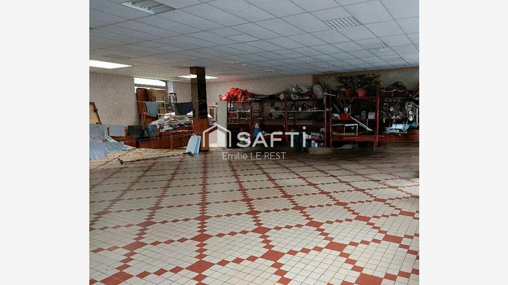 Vente local commercial 600m² au bord de l’Aulne