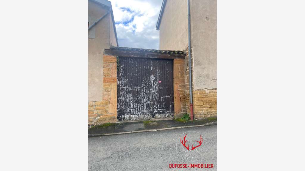A vendre local industriel 190m² Porte des Pierres