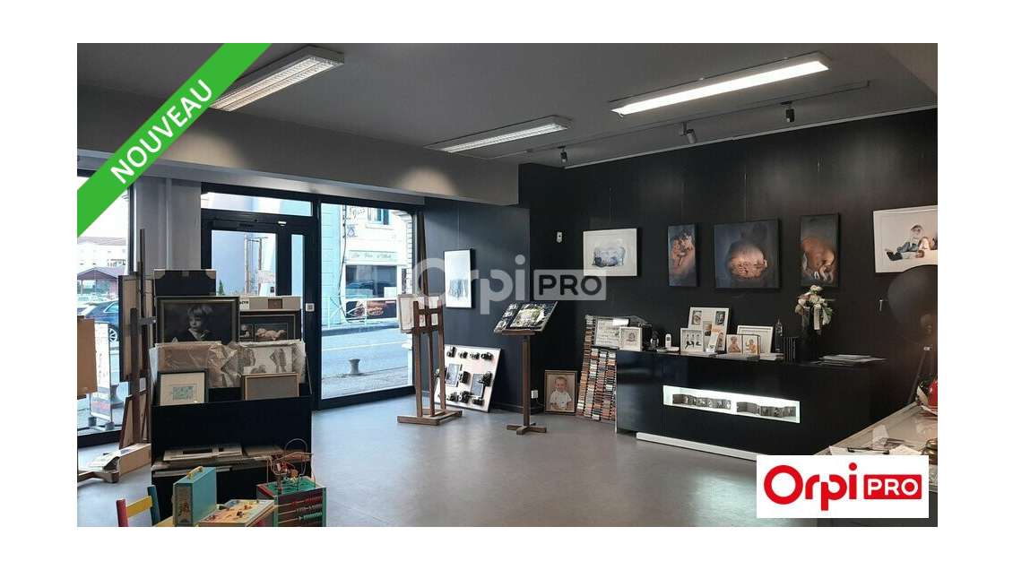 Local 151m² à vendre à Portes-lès-Valence centre