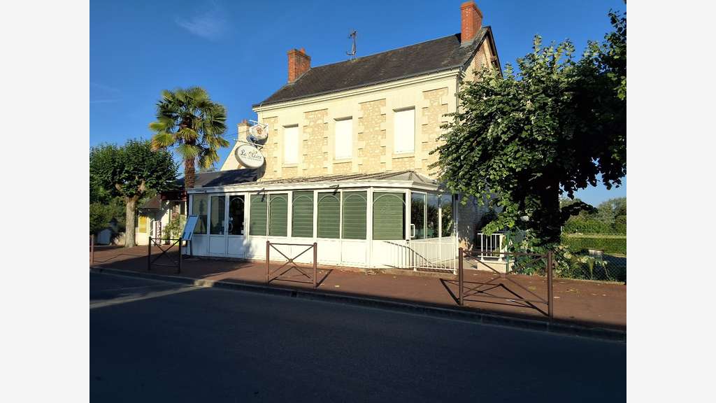 AV bâtiment 200m² commune du Sud de la Touraine