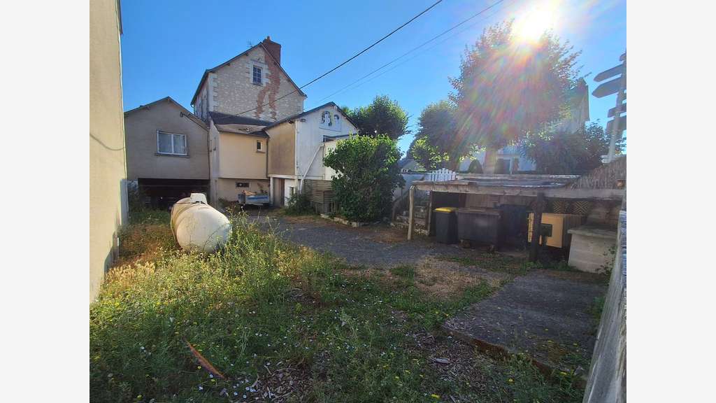 AV bâtiment 200m² commune du Sud de la Touraine