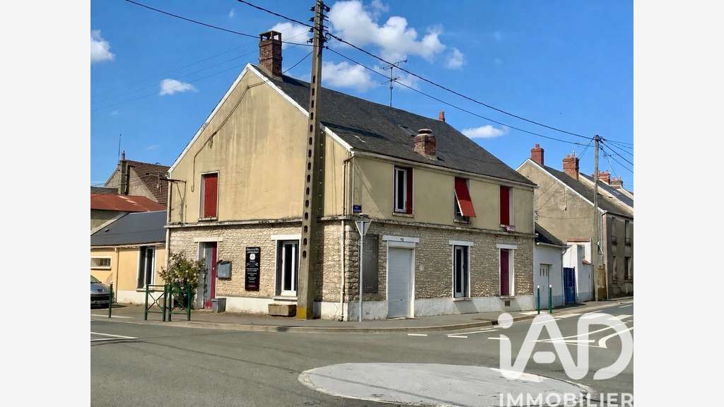 Vente immeuble restaurant de 227m² à Pussay