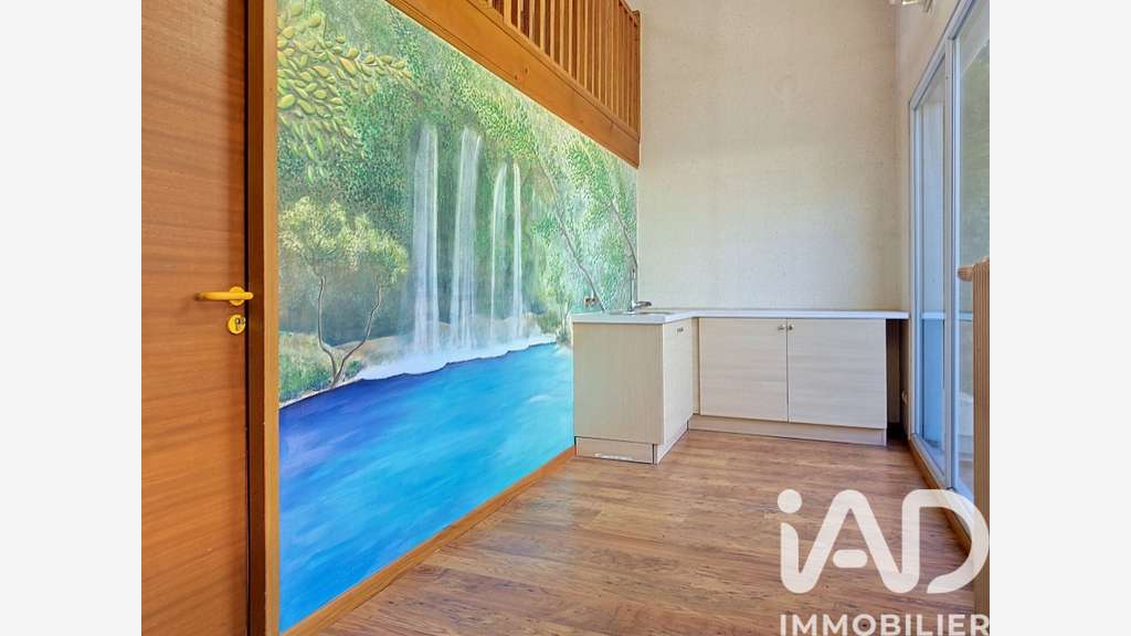 Vente local professionnel 74m² à Rillieux-la-Pape