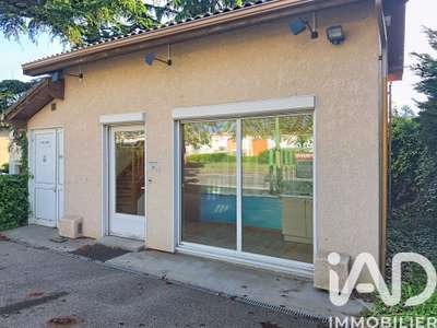 Vente local professionnel 74m² à Rillieux-la-Pape