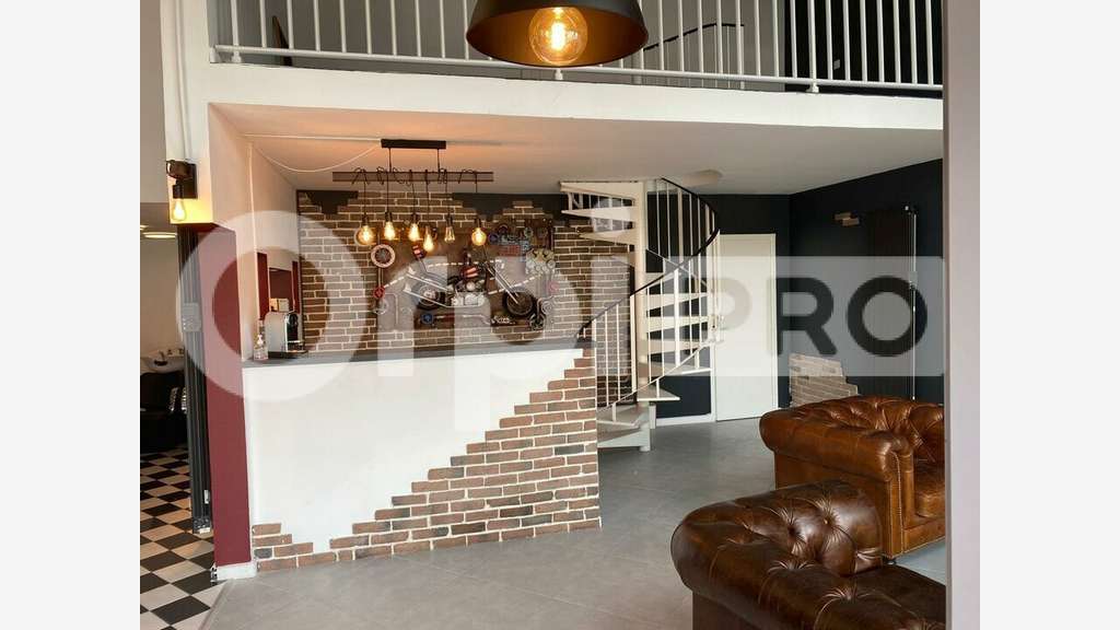 A vendre local commercial de 75m² à Ris Orangis