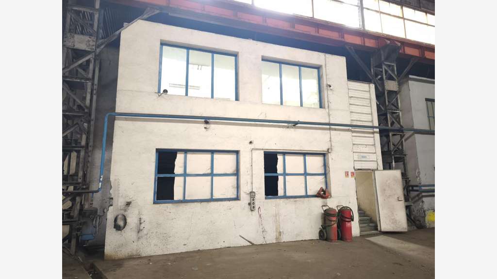 Vente bâtiment 5000m² entre Lyon et Saint-Etienne