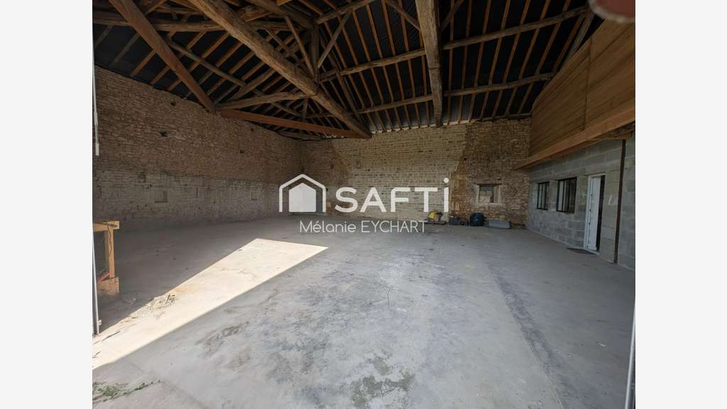 Vente grange de 228m² avec toiture neuve Rivières