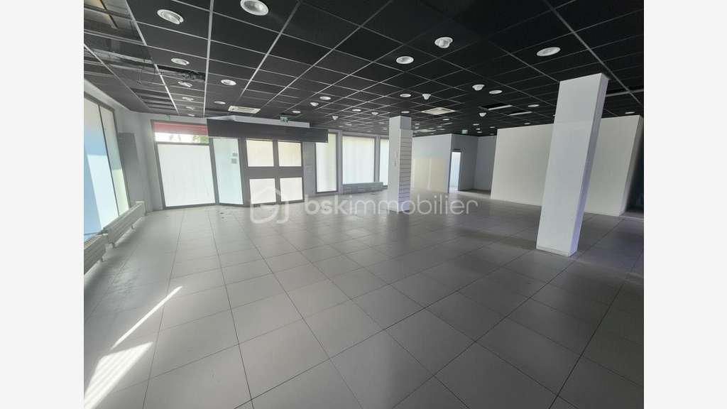 Roanne centre - 300m² accès PMR