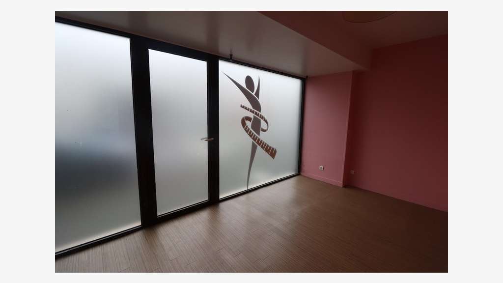 A vendre bureaux 110m² de plain pied à Rochefort