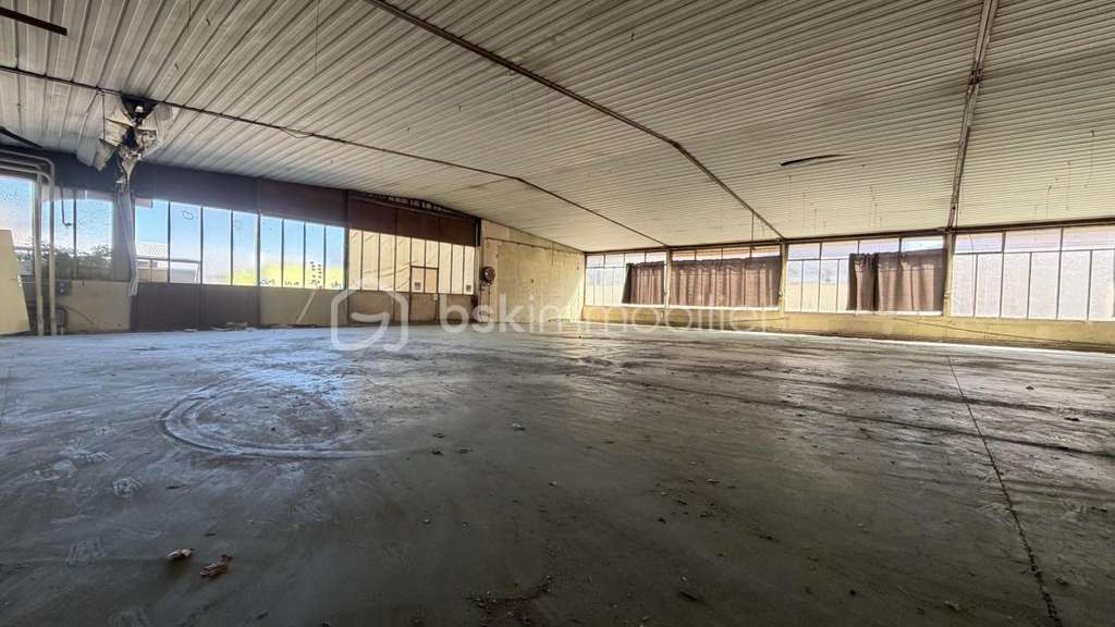 Romans sur Isère - Local 370 m²