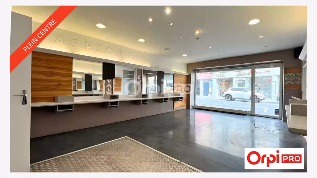 A vendre local commercial 41m² centre Romans
