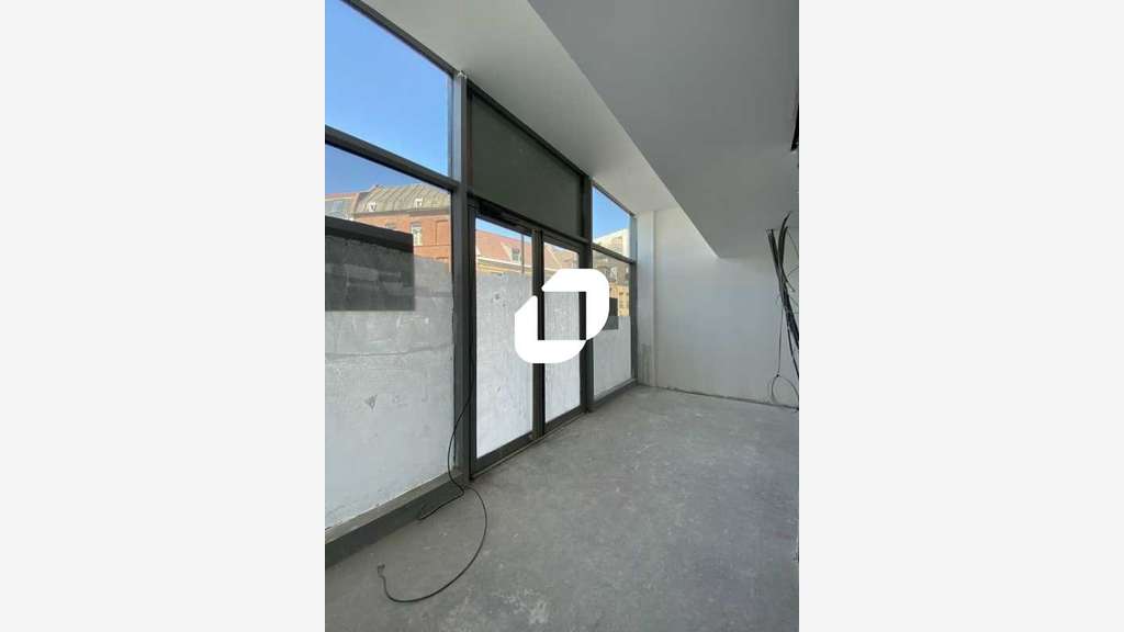 Vente Local commercial 94m² Roubaix