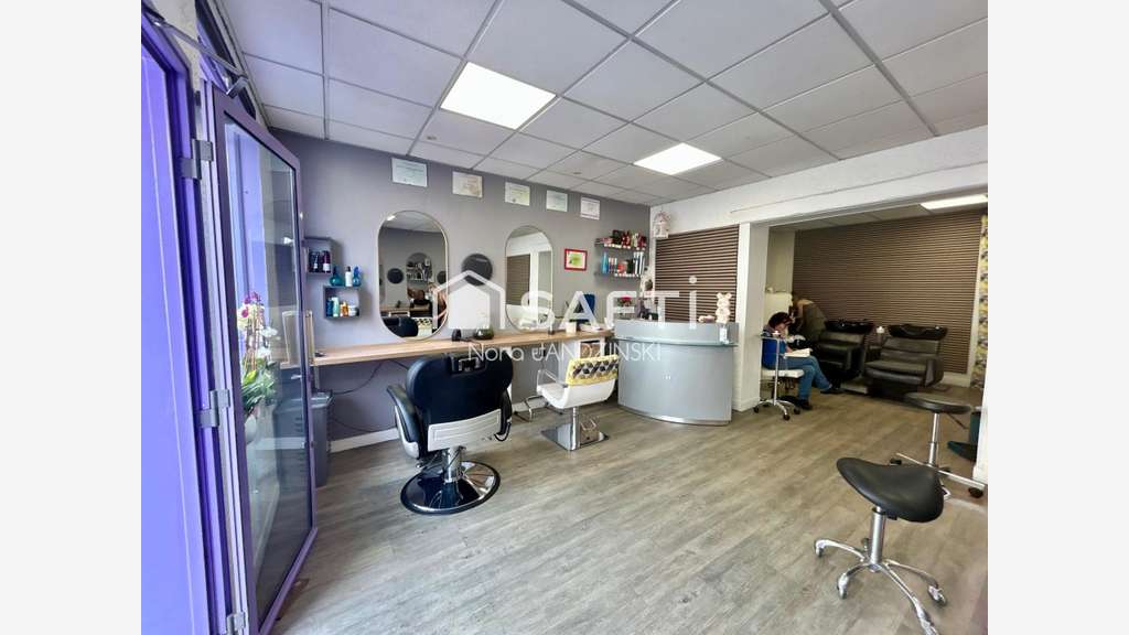 Vente local commercial 49m² à Rouen Préfecture