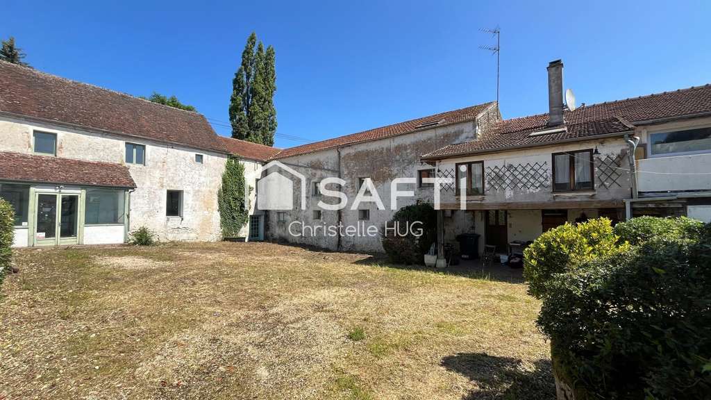 Maison et gîte à vendre à Sablonnières