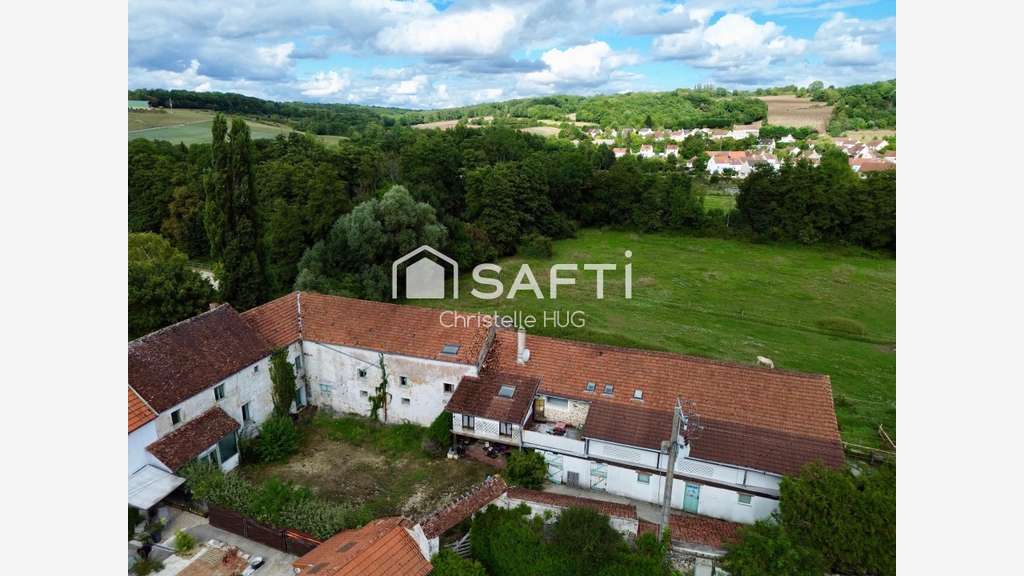 Maison et gîte à vendre à Sablonnières