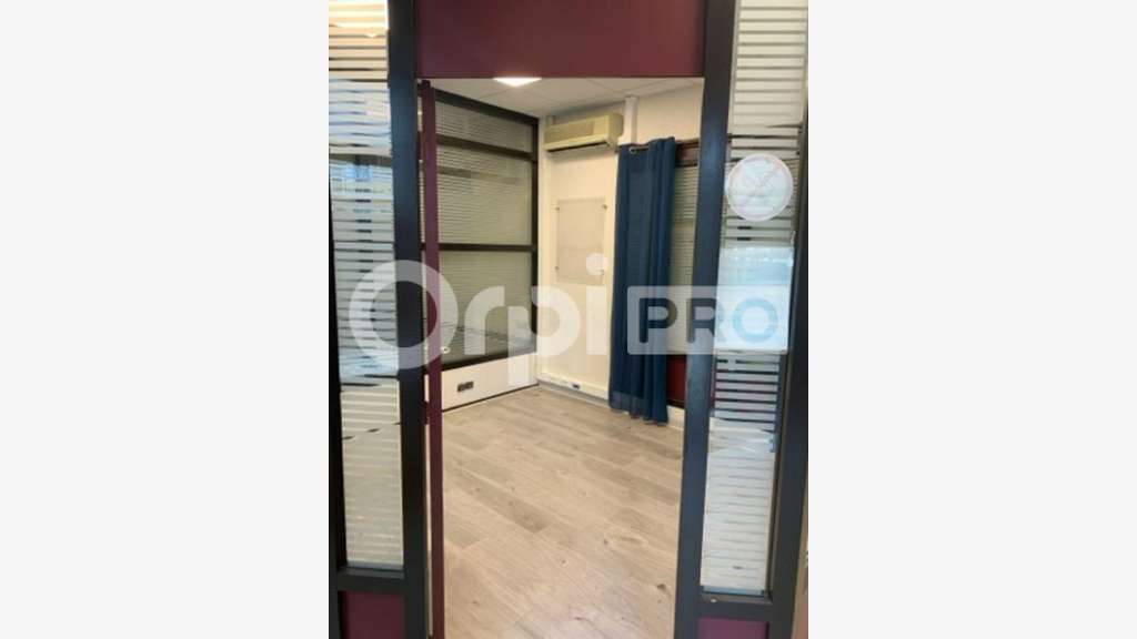 Vente local 175m² empl premium St-André-de-Cubzac