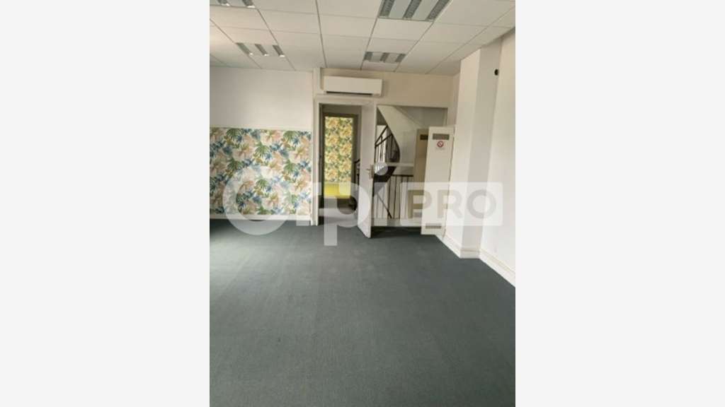 Vente local 175m² empl premium St-André-de-Cubzac