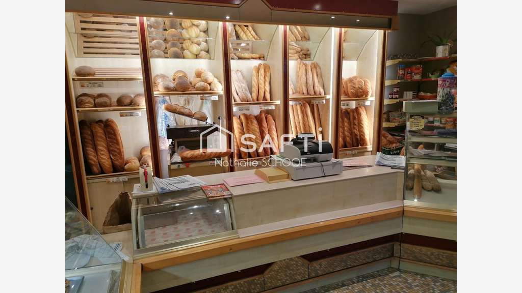 Boulangerie-pâtisserie avec habitation