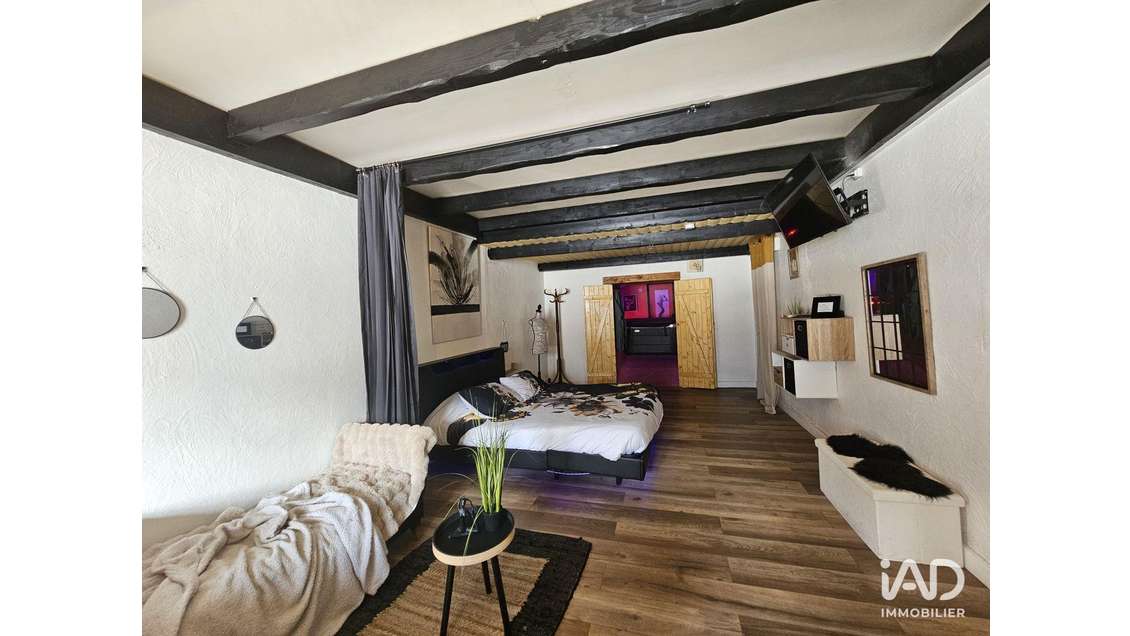 Murs commerciaux à Saint-Crépin