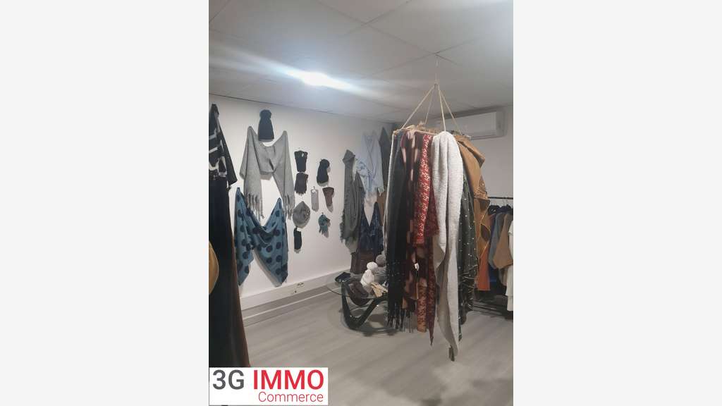 Vente local commercial à Saint-Cyprien