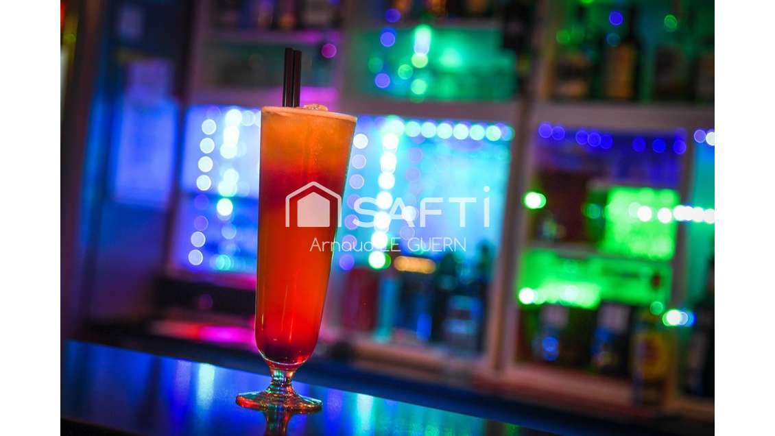 Vente murs commerciaux 154m² vue port St Cyprien