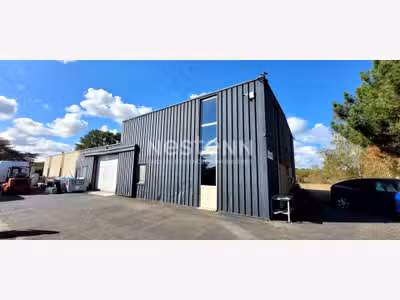 Local d'activité de 473m² sur parcelle de 3400m² e