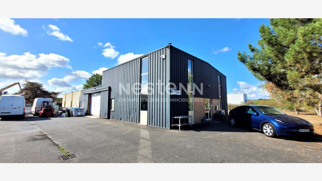 Vente local d'activité de 473m² à Saint-Cyr-en-Val