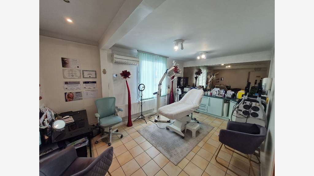 AV immeuble 351m² rue commerçante St-Cyr-l'Ecole