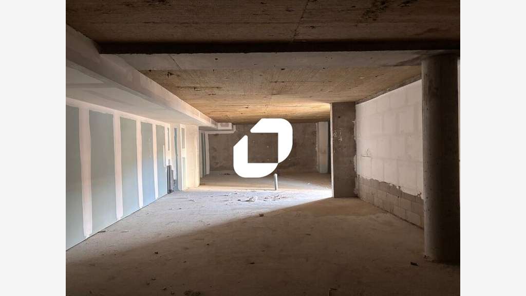 Vente Local commercial 100m² Saint cyr l'ecole