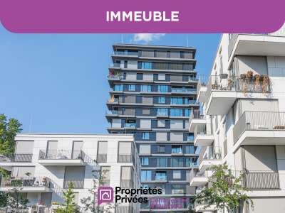SAINT DENIS - IMMEUBLE MIXTE, COMMERCES ET