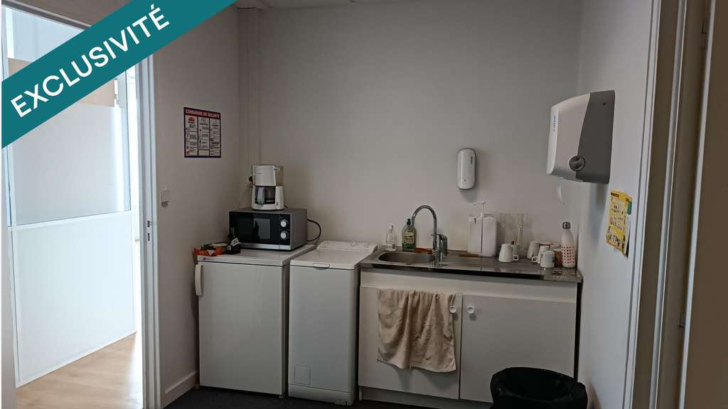 Vente local 150m² avec vitrine à St Eloy les Mines