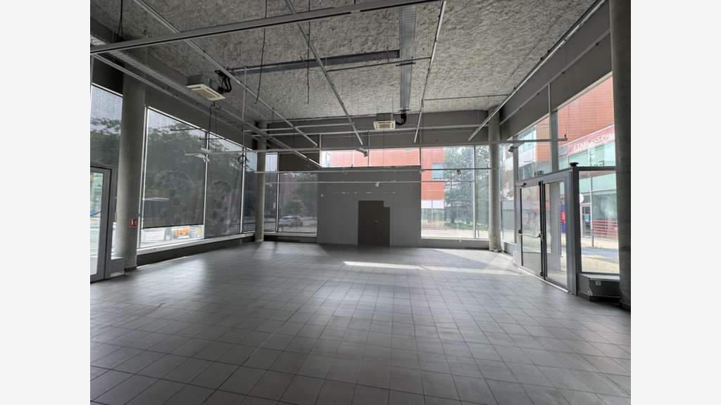 A louer local commercial 196m² Gare Châteaucreux